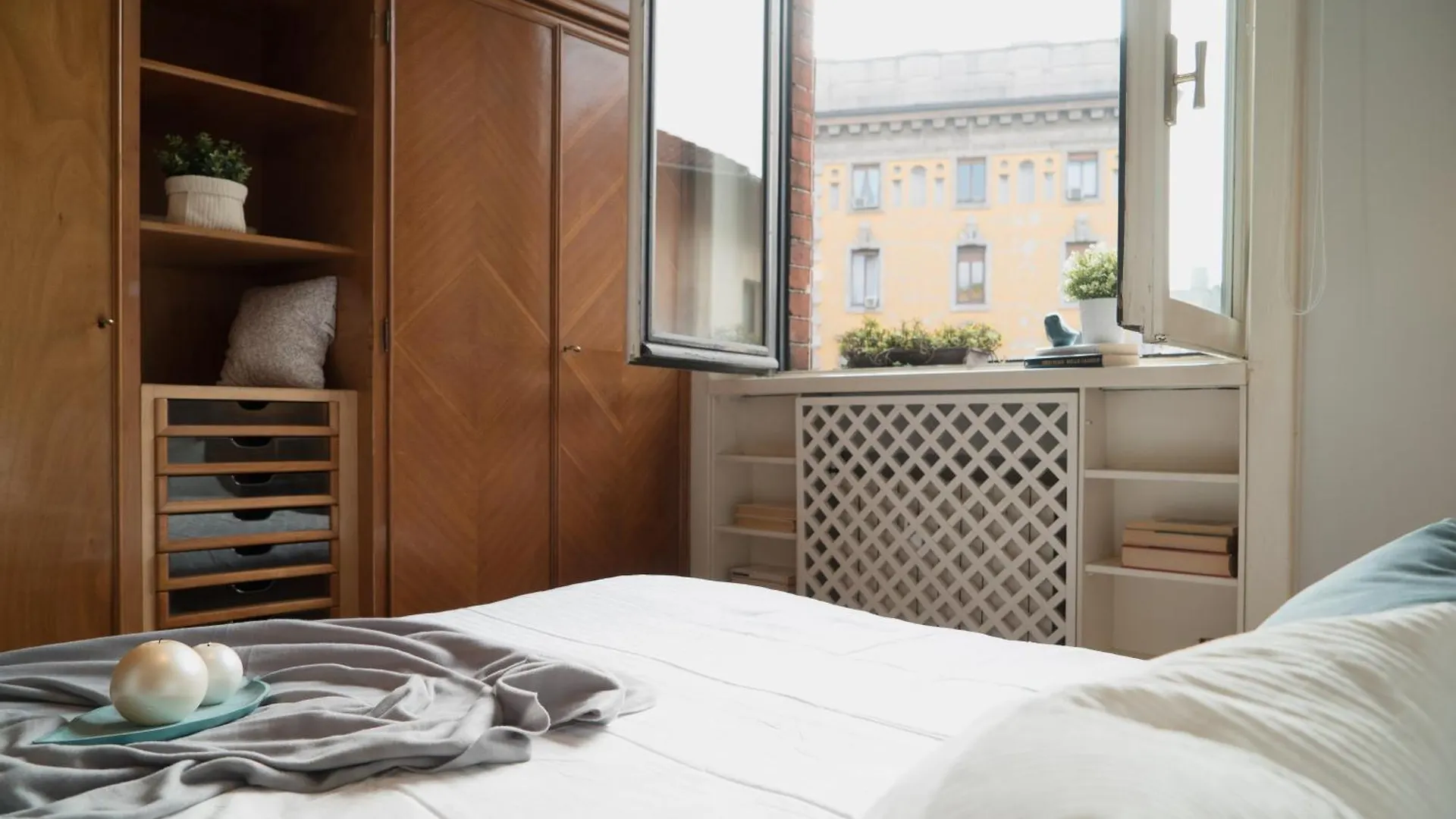Tecla Premium Apartment Milano Duomo 0*, Milan